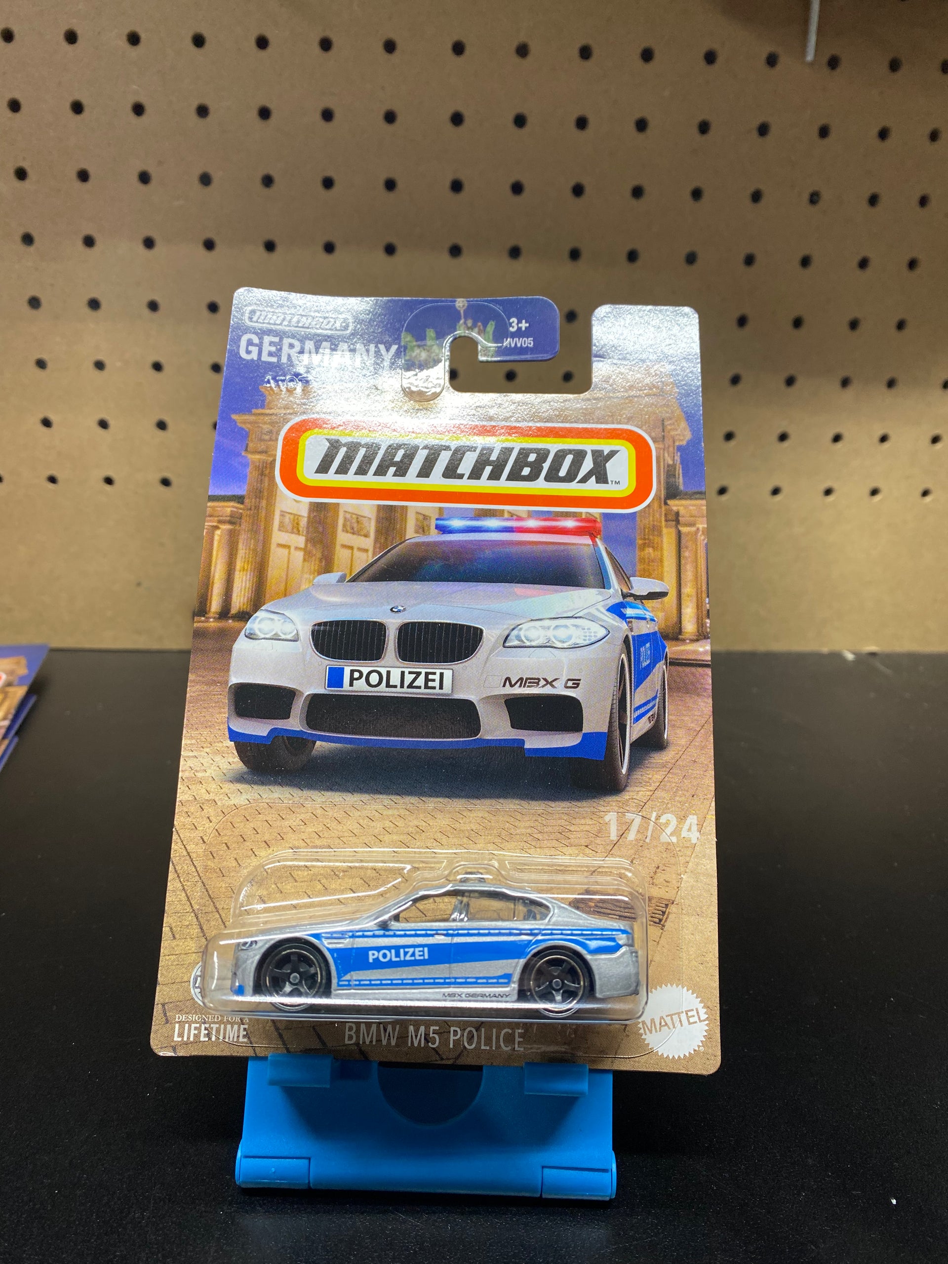 Bmw m5 matchbox sales