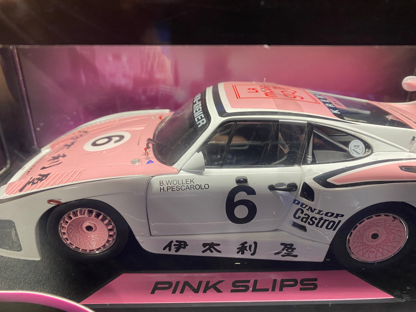 PORSCHE 935 K3 1000KM SUZUKA 1981 - Jada Toys Pink Slips 1/ 18 Diecast (Solido)