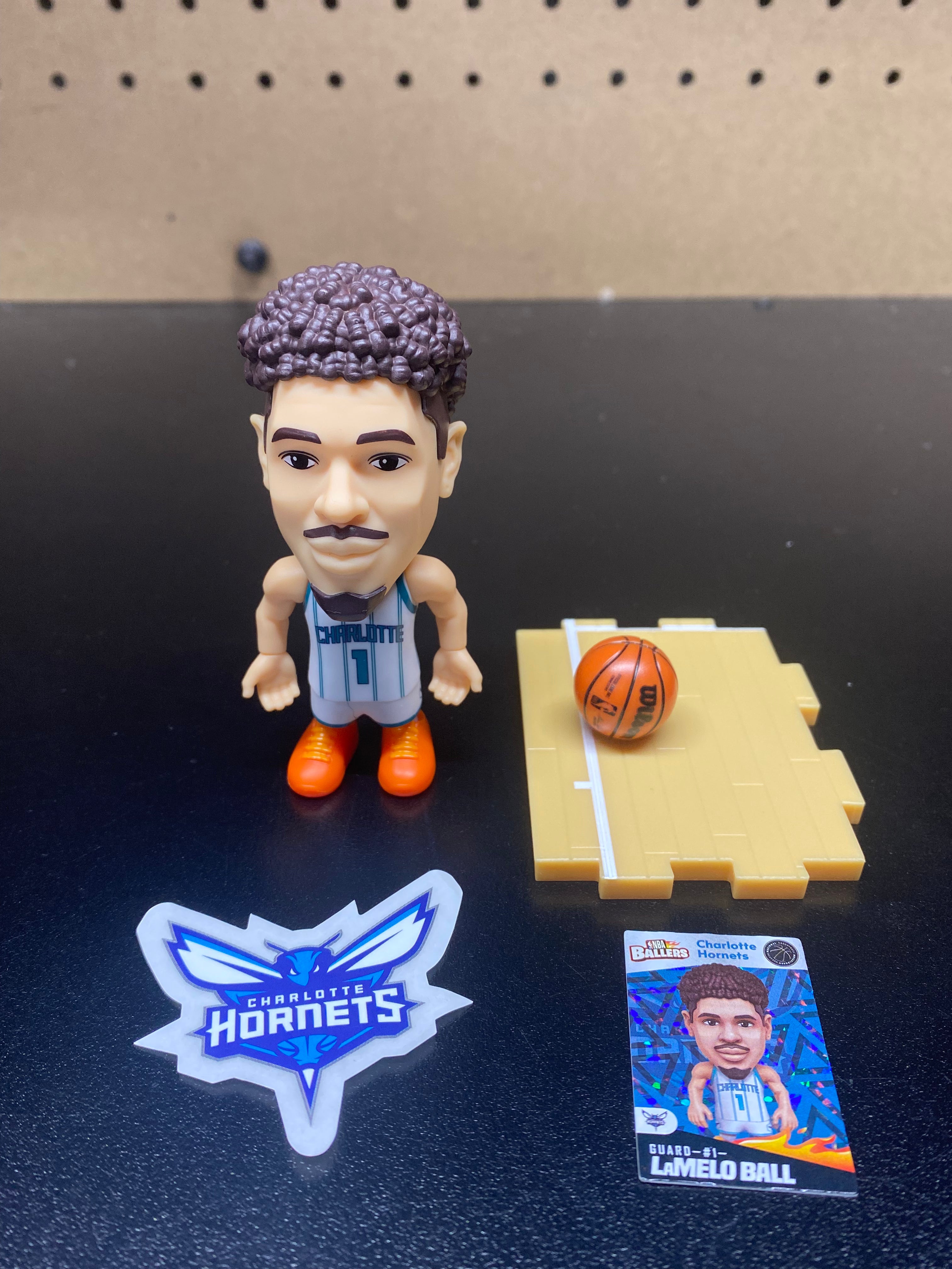 czc様 NBA BALLERS フィギュア 10個セット 台座なし czc様 NBA BALLERS フィギュア 10個セット 台座なし Amazon.com